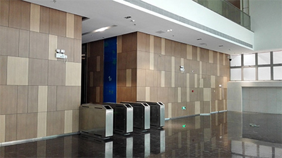 深業(yè)U中心使用格林雅防火板的掛墻 深業(yè)U中心使用格林雅防火板的掛墻